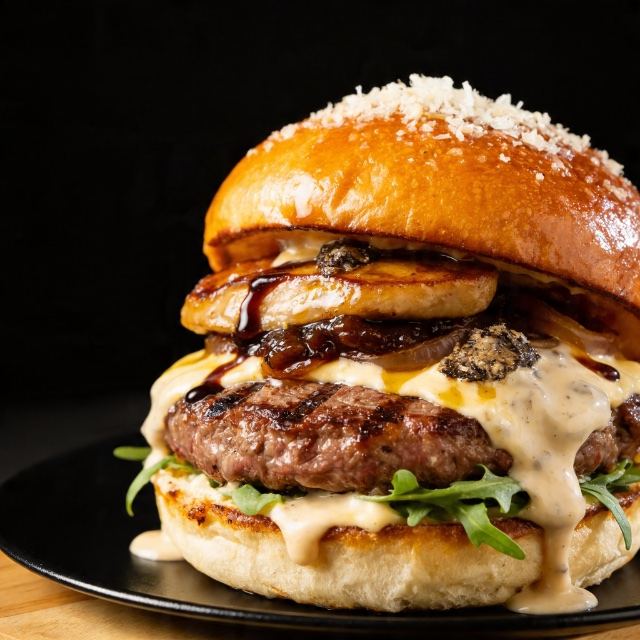 SALSA DELUXE — Salsa Burgers Bangkok